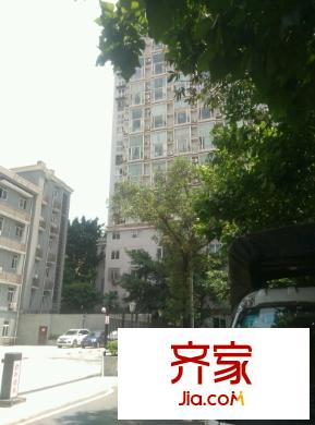 驕陽天際外景圖 