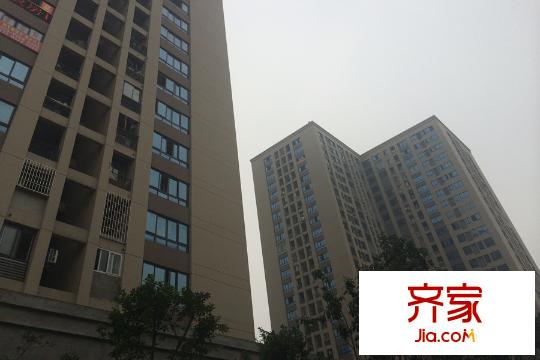 曦圓青崗灣高層外立面實(shí)景圖（2015-12）
