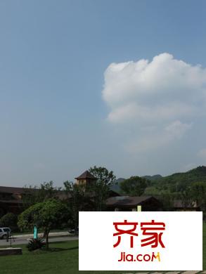 遠洋高爾夫國際社區(qū)果嶺洋樓實景圖社區(qū)實景（2012.5）
