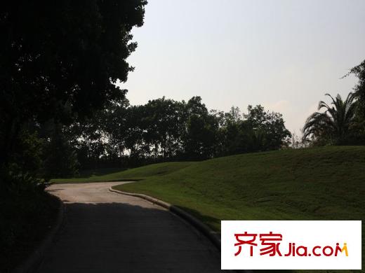 遠洋高爾夫國際社區(qū)果嶺洋樓配套圖社區(qū)內(nèi)高爾夫球場