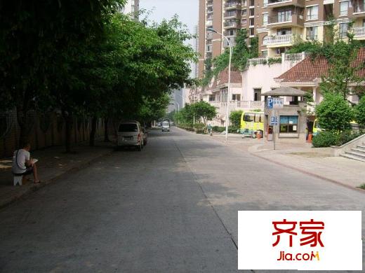 云天城市星空外景圖