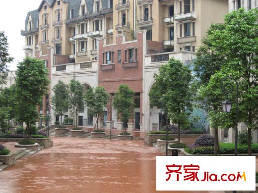萬科悅灣項目周邊800米商業(yè)風(fēng)情街