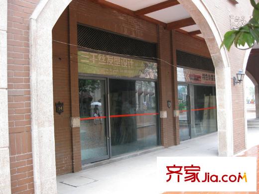 萬科悅灣項目周邊800米商業(yè)風情街發(fā)型設計室
