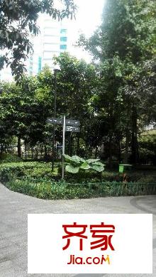 財(cái)信弗瑞登外景圖 