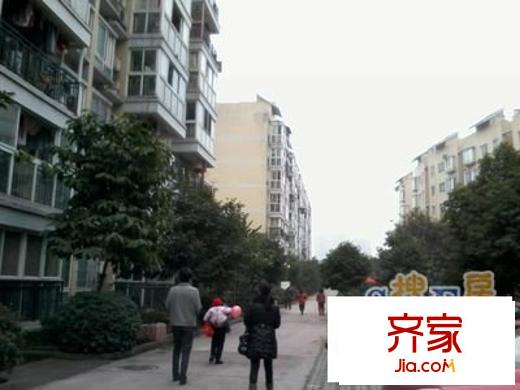 自由左岸外景圖 