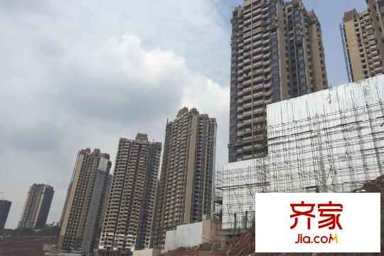 恒大照母山山水城組團(tuán)工程進(jìn)度實景（2015-5）