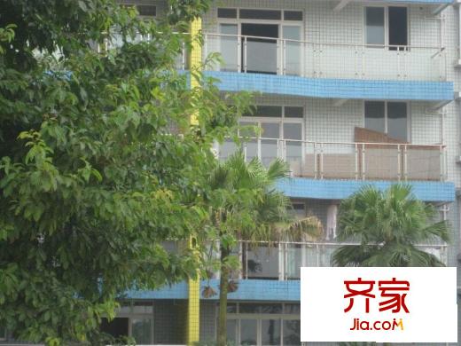 依山庭院