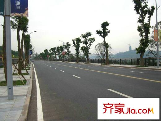 珠江城項(xiàng)目周邊巴濱路