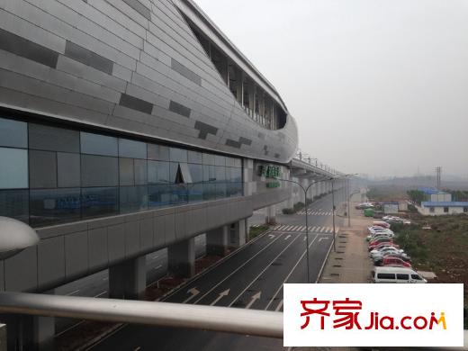 首創(chuàng)光和城周邊微電園輕軌站（2013.11.26）