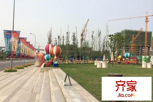 首創(chuàng)光和城售樓部實景（2015.4.28）