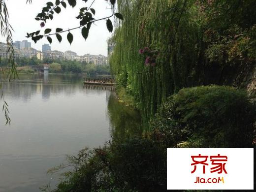 龍湖南苑外景圖 