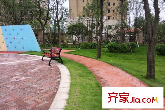 景瑞御藍(lán)灣周邊景瑞依云公園