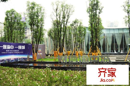 財(cái)信渝中城售樓部外景圖（2015-3-25）