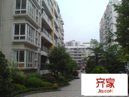 翠湖柳岸外景圖