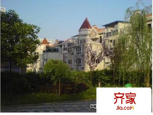 翠湖柳岸外景圖