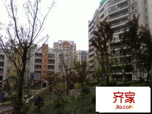 翠湖柳岸外景圖