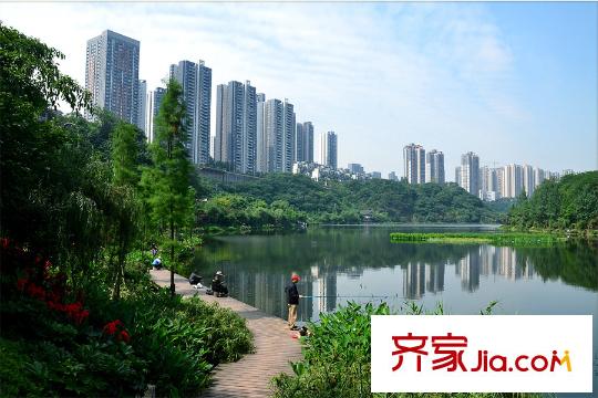 天成酈湖國(guó)際社區(qū)周邊彩云湖濕地公園