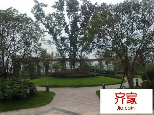 綠地翠谷勃朗廷外景圖 