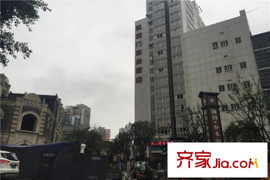 融創(chuàng)白象街項目周邊凱旋門酒店