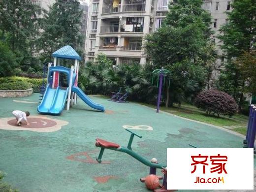 保利香檳花園B區(qū)外景圖