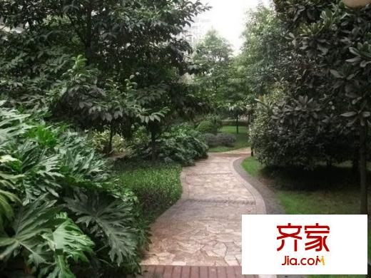 保利香檳花園B區(qū)外景圖