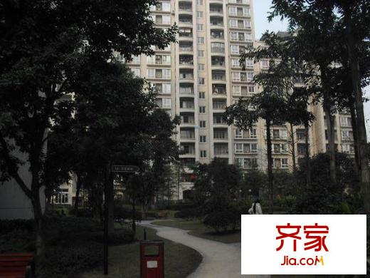 保利香檳花園B區(qū)外景圖