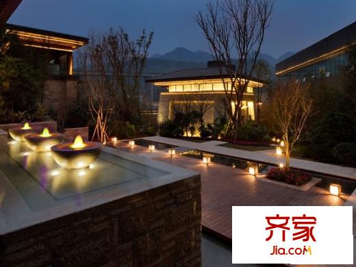 融匯溫泉城錦華里西區(qū)實景圖項目配套夜間（2013.06.18）