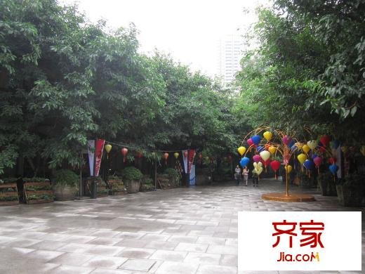 重慶天地雍江翠平方米實(shí)景圖社區(qū)商業(yè)街實(shí)景（2012.10）