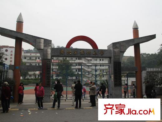 申佳上海時光周邊回興小學