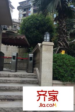 華宇上院小區(qū)實(shí)景（2015-3-18）