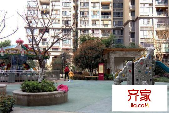 金鵬兩江時光小區(qū)內(nèi)部設(shè)施（2015-3）