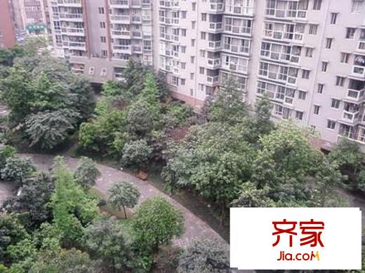 晉愉上江城外景圖