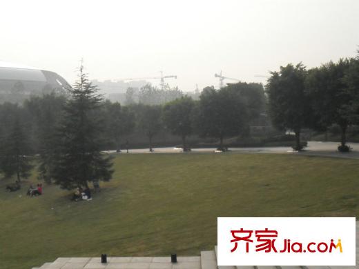 中航MyTOWN項(xiàng)目周邊新城廣場