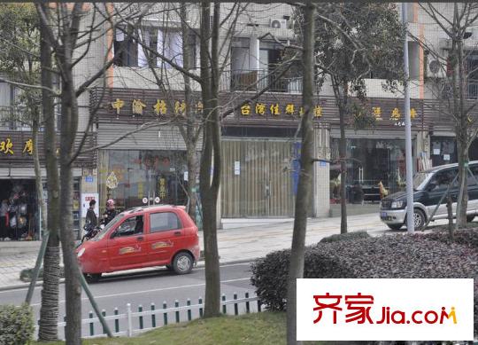 強(qiáng)輝金色池塘配套圖周邊臨街商鋪
