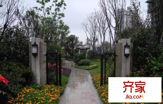 重慶總部城外景圖