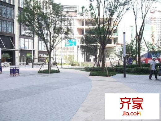 龍湖時代天街外景圖 