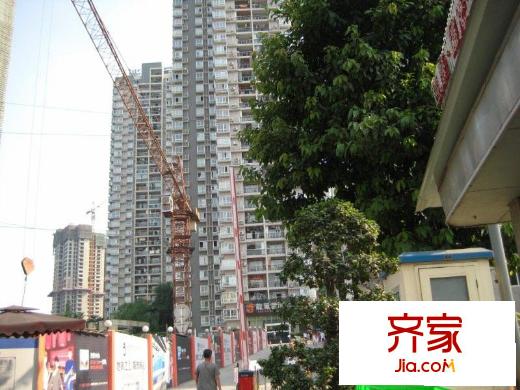 俊峰龍鳳云洲外景圖