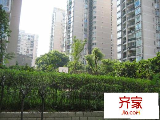 俊峰龍鳳云洲外景圖