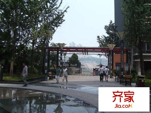 華宇秋水長天外景圖  