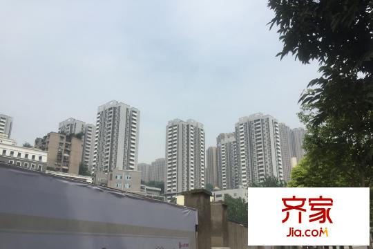 綠地海外灘高層工程進(jìn)度實(shí)景（2015-9）