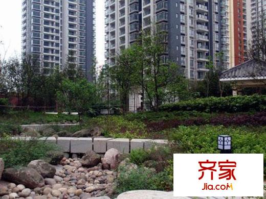 巨成龍灣實(shí)景圖2009-5-5進(jìn)度