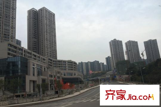 國(guó)興北岸江山建新西路與北濱路交叉路口