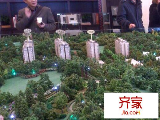 協(xié)信春山臺(tái)沙盤圖實(shí)景（2014.10.14）