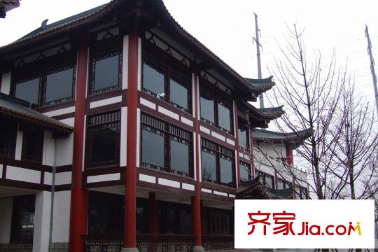中交麗景周邊巴國城