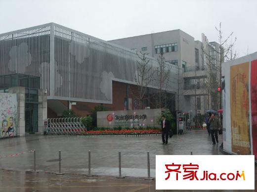華潤二十四城周邊配套華潤謝家灣小學(xué)