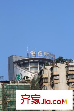 協(xié)信公館項目周邊配套重醫(yī)附二院