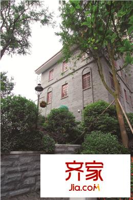 協(xié)信公館小區(qū)內(nèi)部（2015.6）