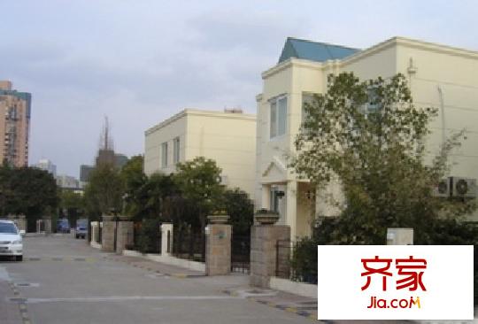 西郊花園別墅外景圖西郊花園