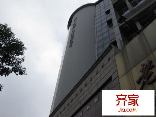賽風(fēng)公寓外景圖