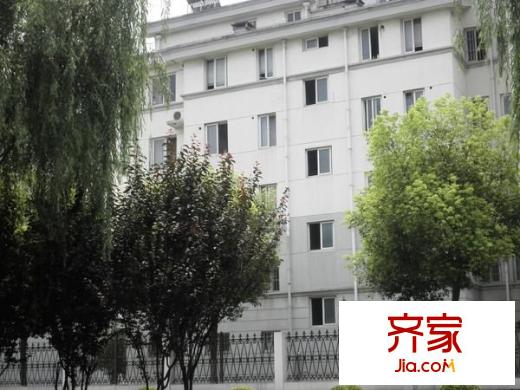 雅苑小區(qū)外景圖 